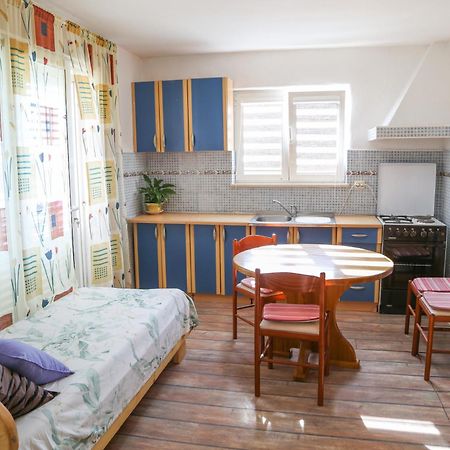 Apartments Butkovic Хвар Номер фото