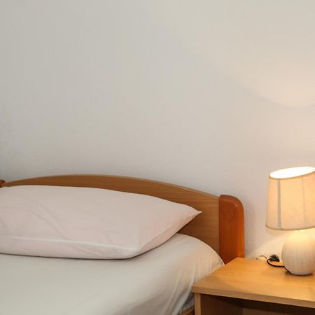 Apartments Butkovic Хвар Номер фото