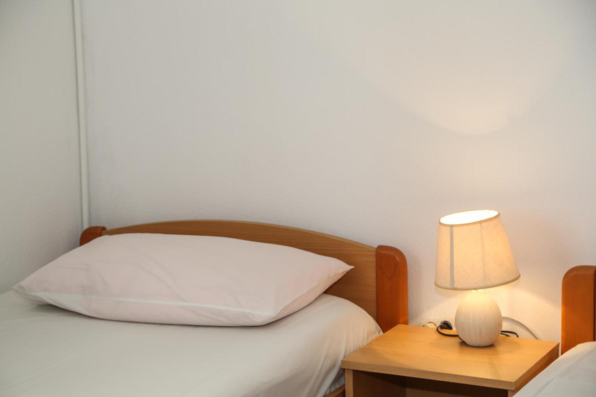 Apartments Butkovic Хвар Номер фото
